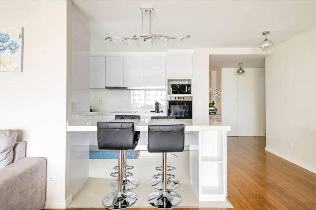 Luxury Poolside View Apartment Фуншал Екстериор снимка